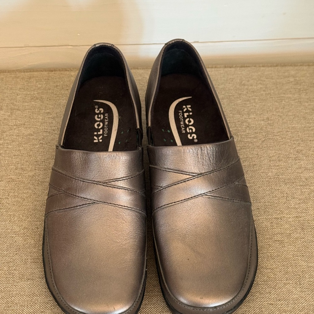 Klogs Women's Metallic Clogs/Mules